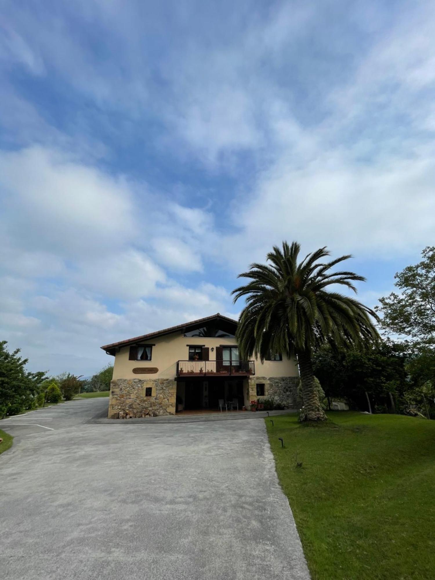 Agroturismo Erretegi Haundi Oiartzun Exterior foto